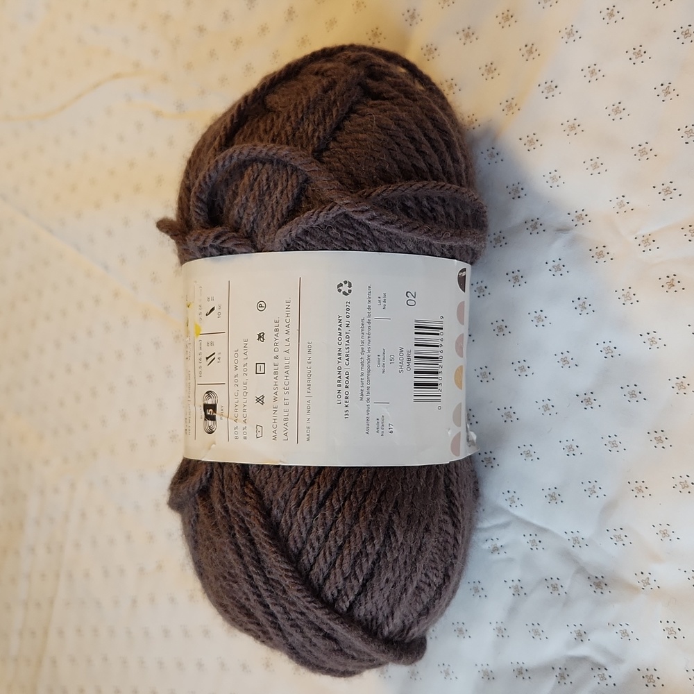 Lion Brand two wands chunky wool blend  yarn 1 Skeins
